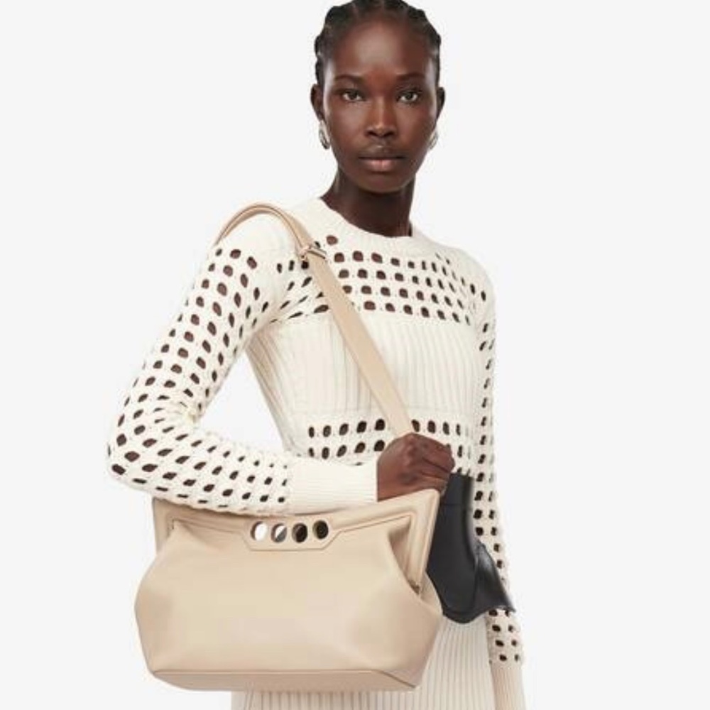 Alexander MqQueen The Peak Bag In Camel
